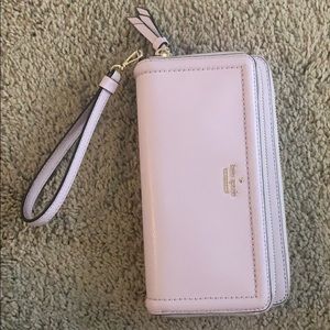 Kate Spade wristlet wallet